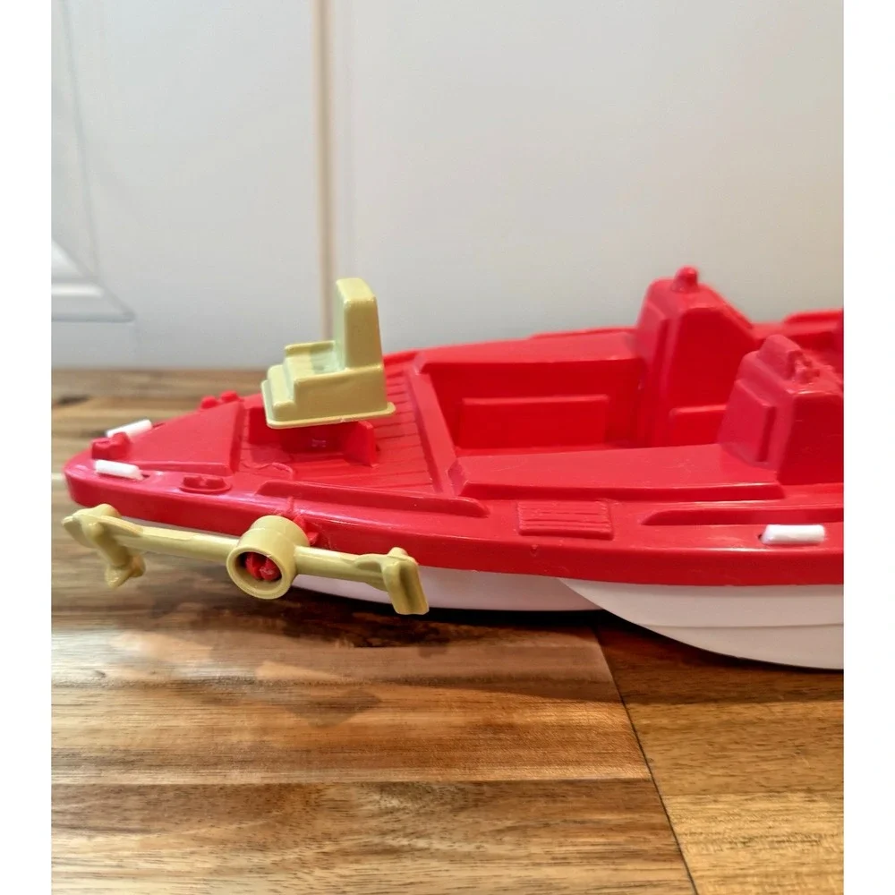 Vintage American Plastic Toys Red White Power Speed Boat Tan Seats Propeller